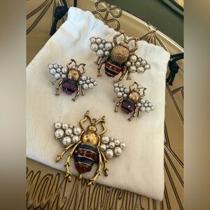 Vintage-Inspired Gold and Pearl Bee Brooch